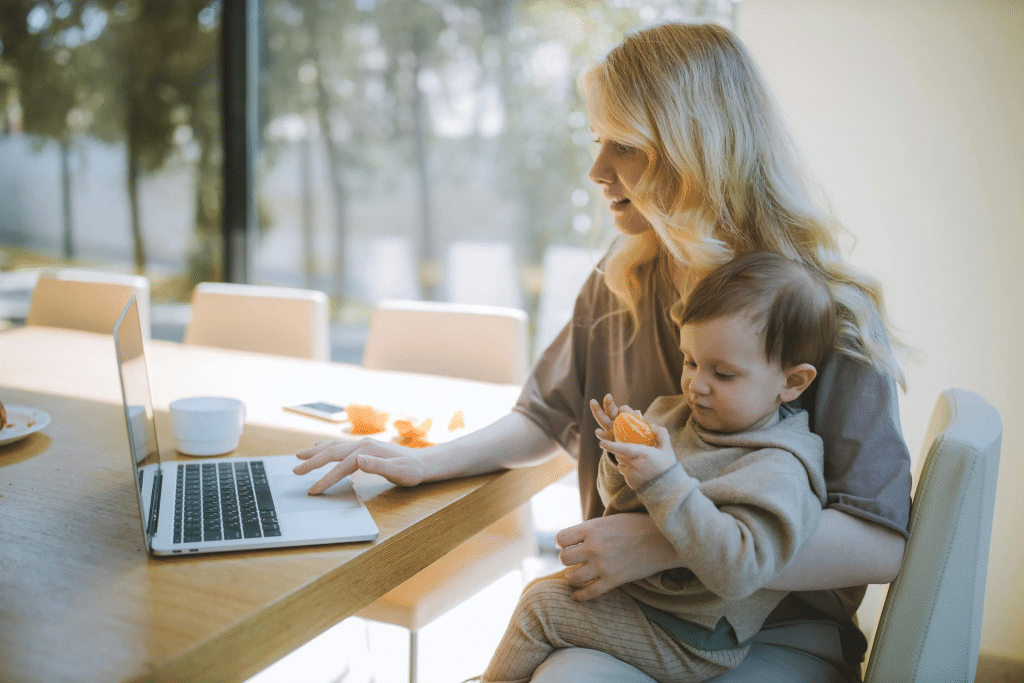 Easy Side Hustle Ideas for Stay-at-Home Moms