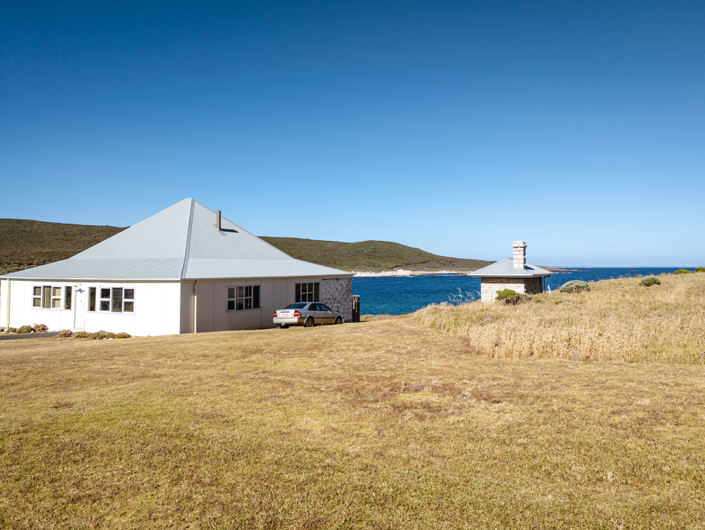 Planning A Fun And Relaxing Coastal Getaway In The UK With Your Children