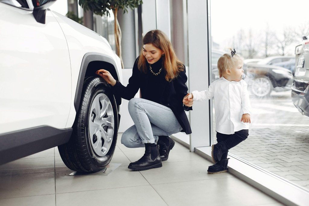 Child-friendly Safe Cars: What to Consider