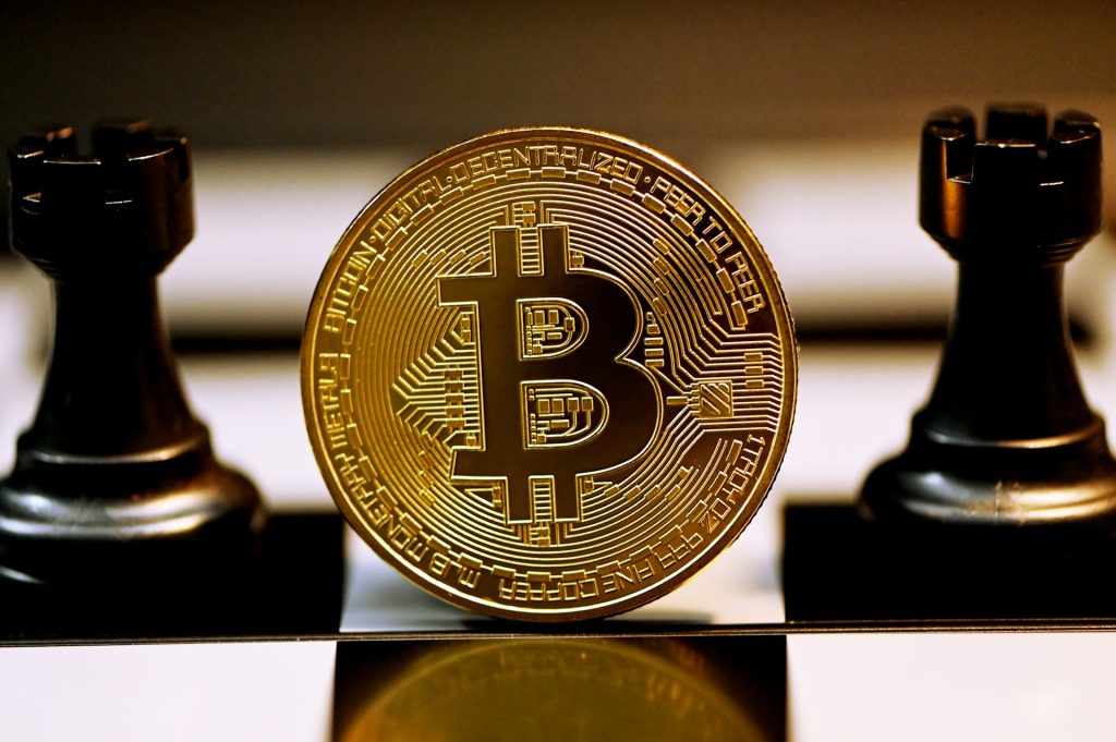 Balancing risk and reward: Crypto coins worth considering for portfolio diversification
