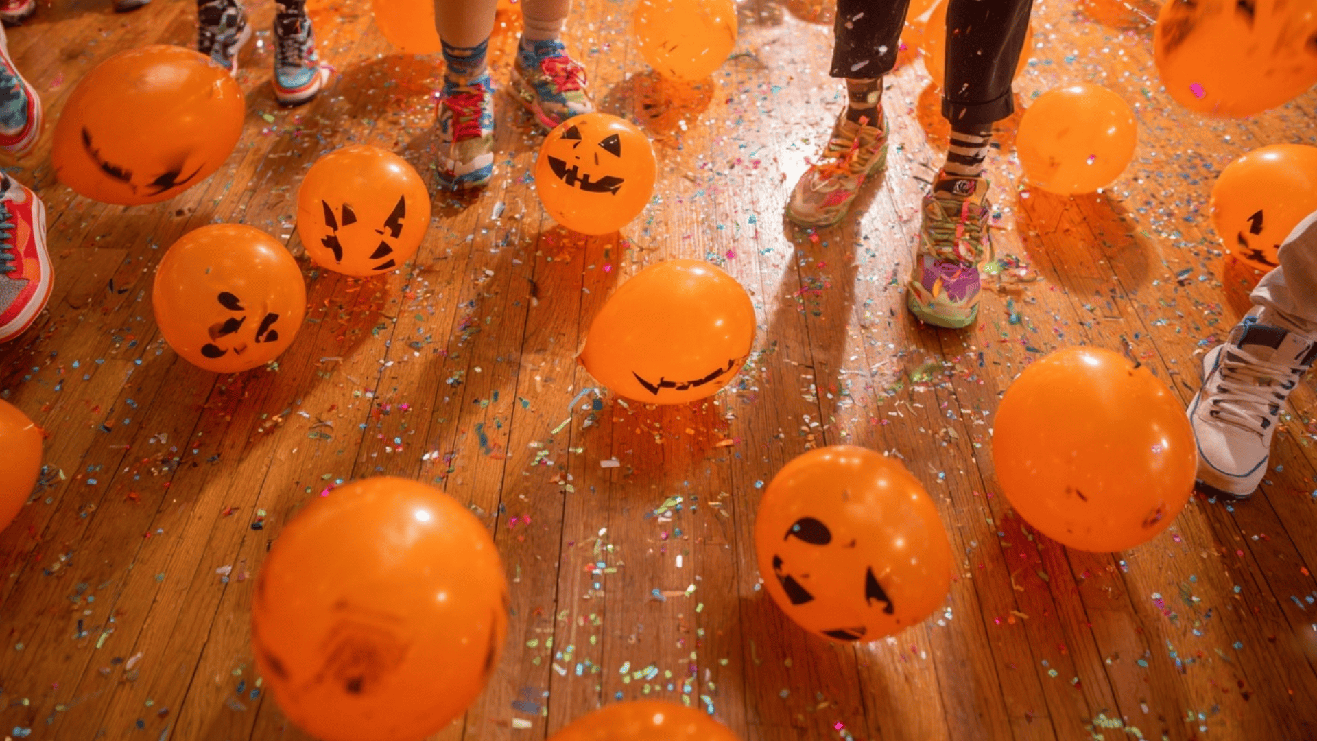 Balloon Pumpkin Stomp
