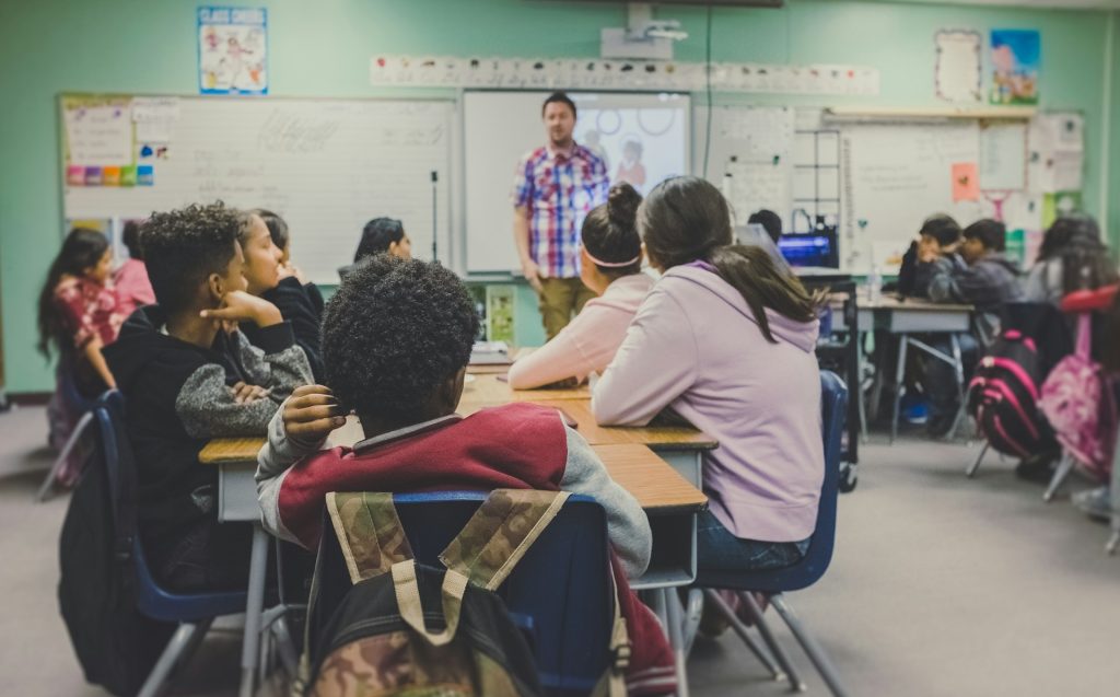 Quiet Hero of Your Classroom: How the Right Rug Solves Everyday Problems