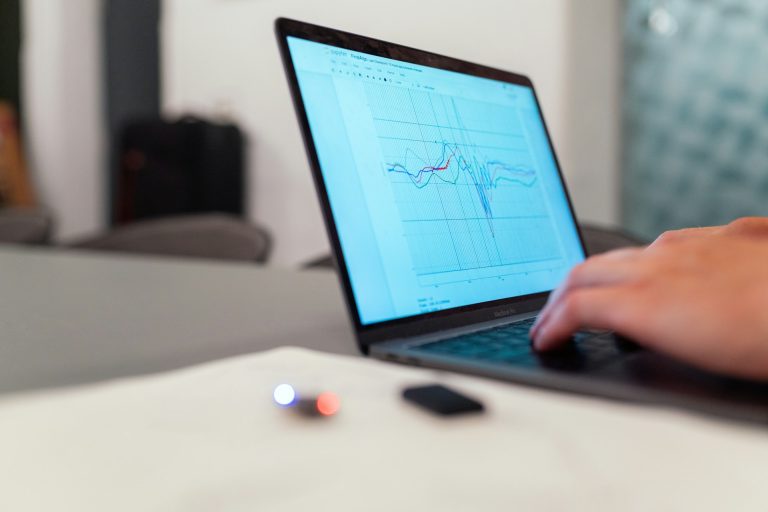 Why Preschool Management Software Can Help Teachers Pay Attention to Kids
