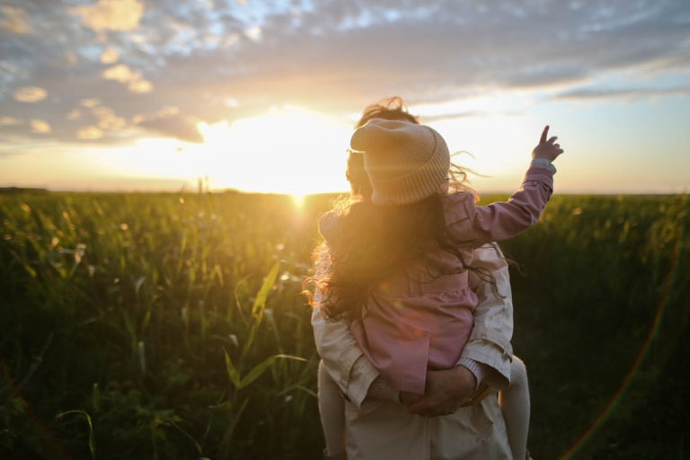 A Mom’s Guide to Stress-Free Travel: Easy Getaways for Busy Families