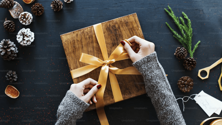 Simple Gifts, Sweeter Moments: The Magic of Thoughtful Giving