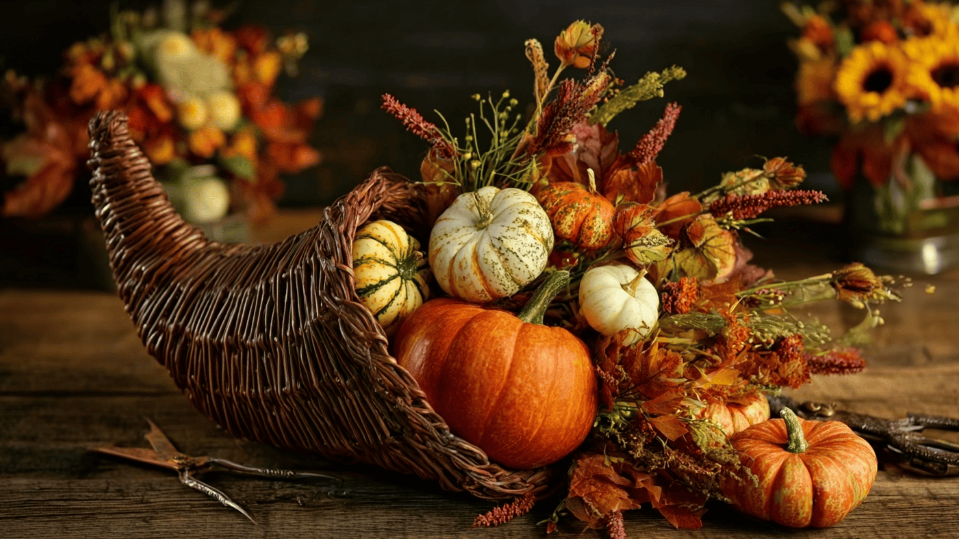 DIY Cornucopia Centerpiece