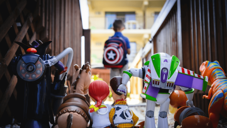 Teaching Kids How to Let Go of Old Toys