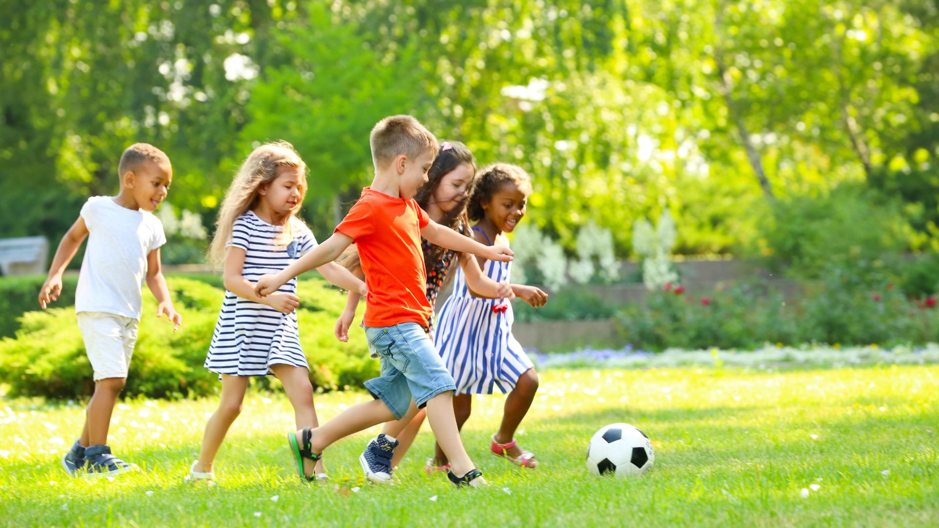 Creative Outside Games That Bring Kids Together