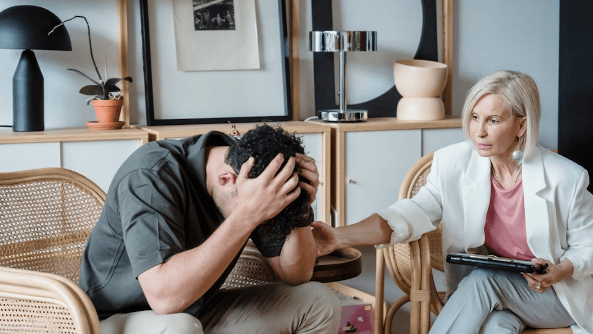 How Parents Can Navigate Mental Health Support for Their Families