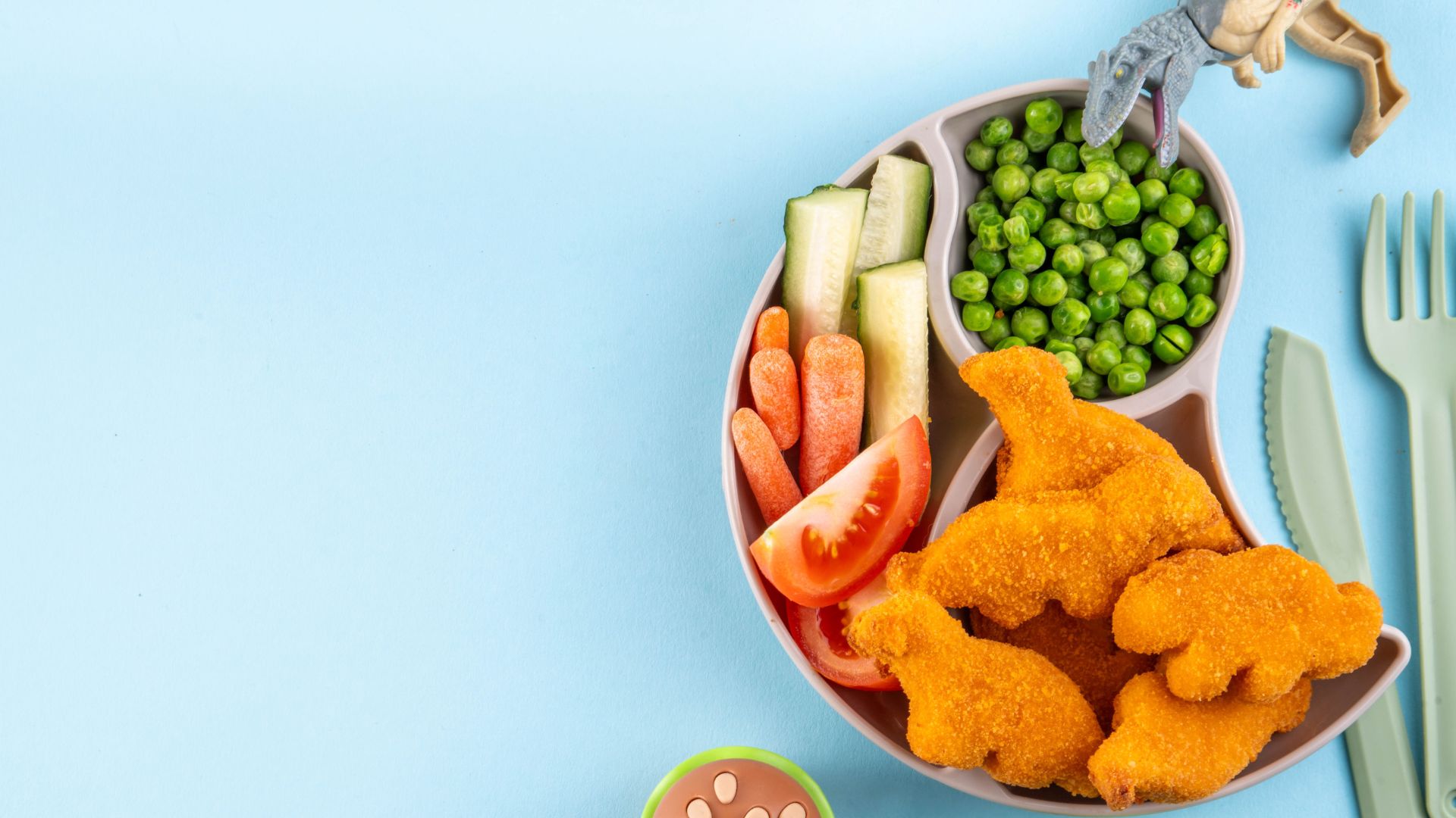 chicken nuggets with fruit