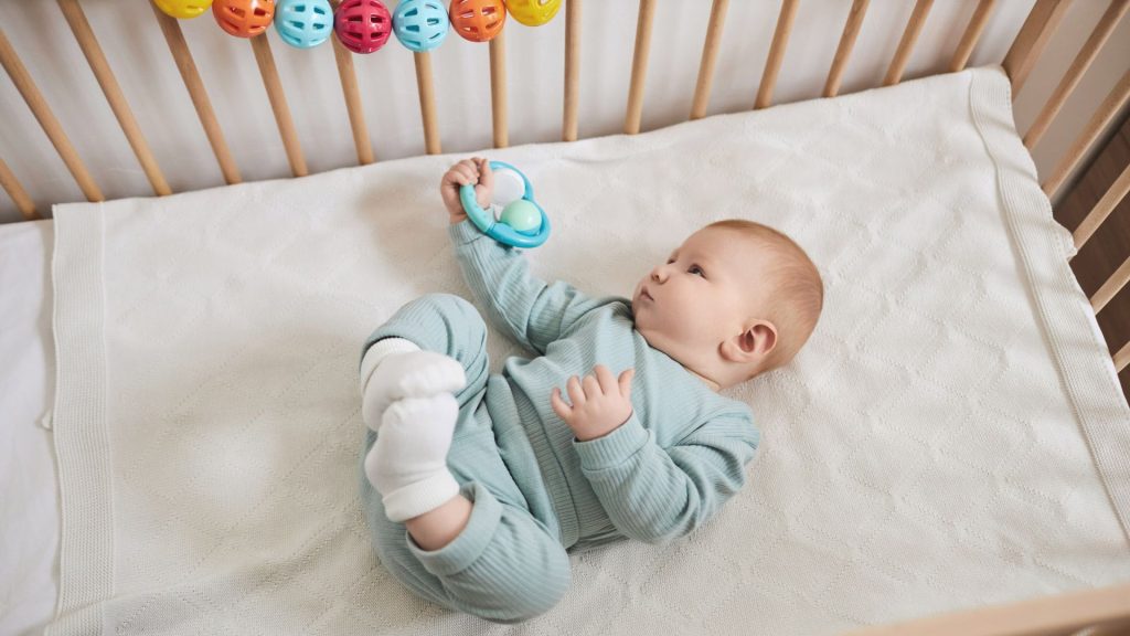 how to get baby to sleep in bassinet